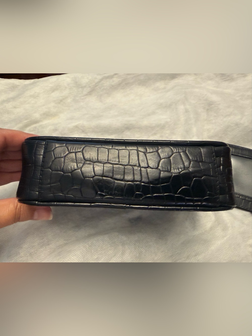Vintage Etienne Aigner black croc-embossed leather pouch clutch & ID card holder - Picture 5 of 8